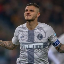 Icardi nosi dres Paris Saint-Germain broj 18